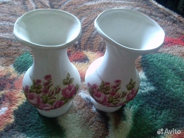 Две декоративные вазы (керамика, импорт)