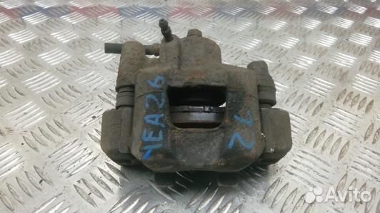 Суппорт тормозной задний левый toyota camry V30 (Y