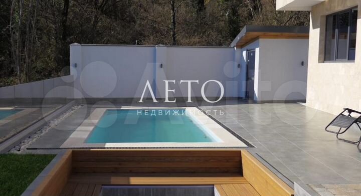 Коттедж 150 м² на участке 4 сот.