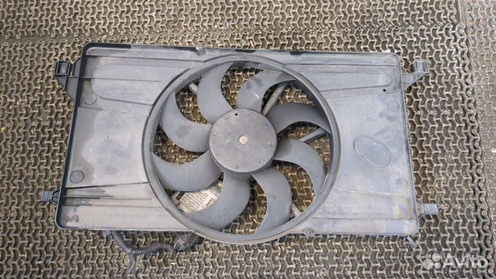 Вентилятор радиатора Ford Focus 2, 2011