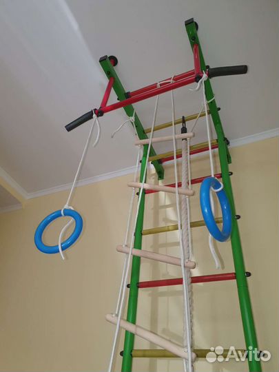 Детская шведская стенка