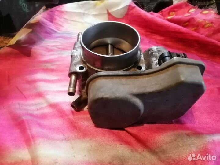 Опель вектра б дроссельная заслонка z18xe X1.8XE1