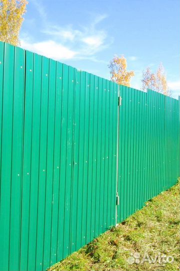 Заборы из профнастила