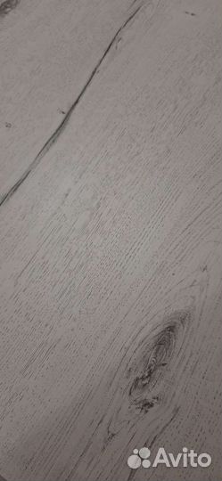 Письменный стол