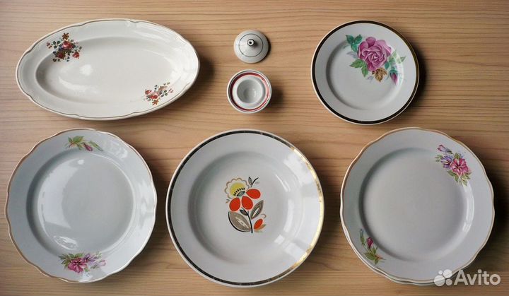Чашки, сахарница, салатник и тарелки Дулёво СССР