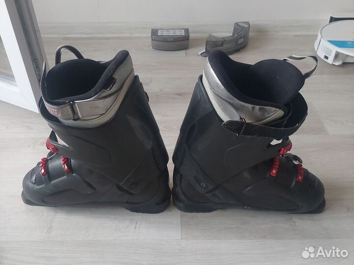 Горнолыжные ботинки lмужские длина ступни 29,5 см