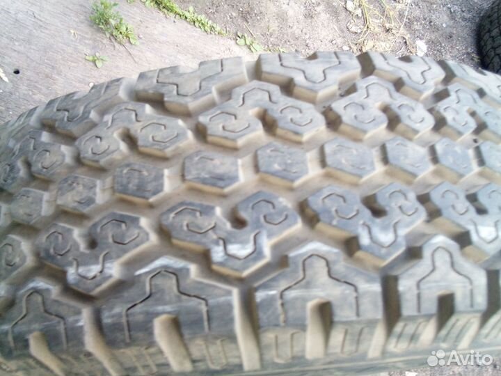 Dunlop SP Max Trak Grip 215/80 R15 100Q