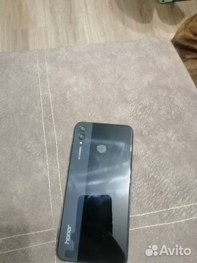 Телефон Huawei 8х