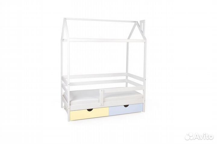 Кроватка от 2х лет домик из массива высокий борт