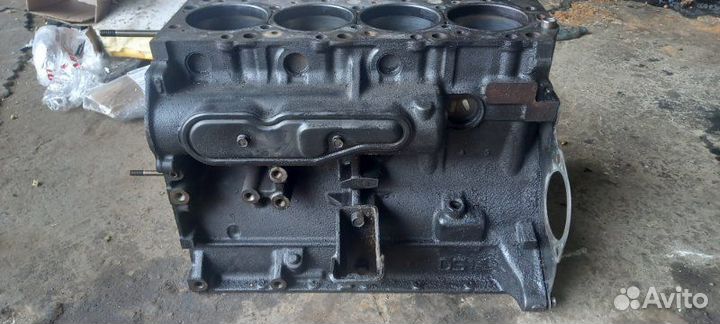 Блок двс Mitsubishi Pajero V44 4D56 1992