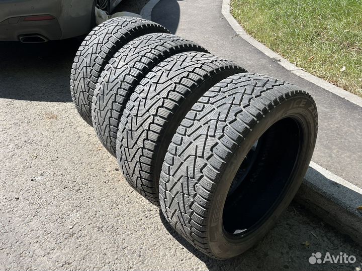 Pirelli Ice Zero 245/45 R19