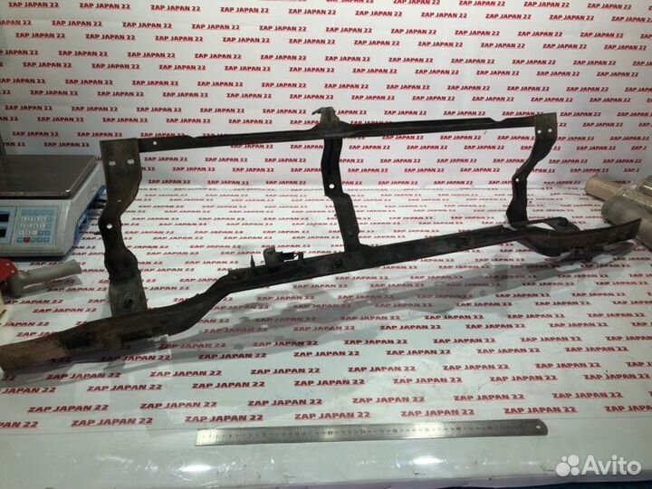 Усилитель бампера передний Mitsubishi Pajero Sport