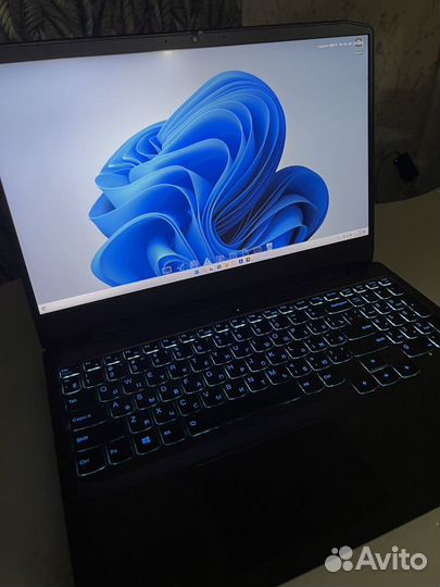 Игровой ноутбук 1650, i5 10300, 512gb