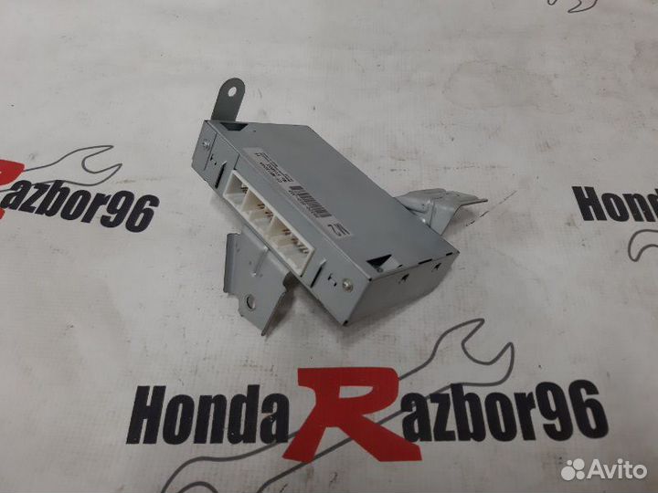 Блок управления бесключевого доступа Honda Accord