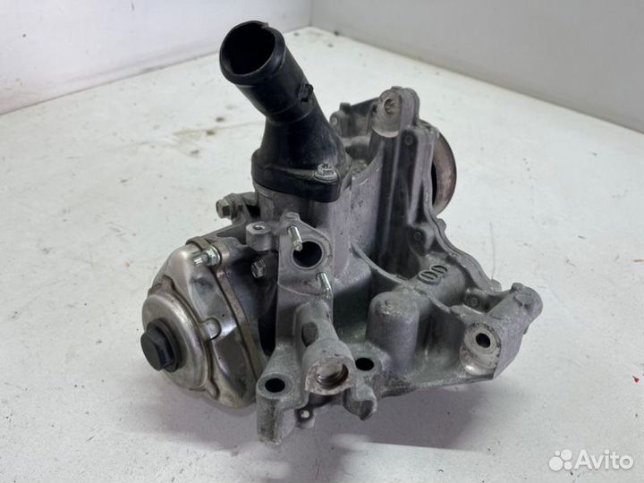 Помпа водяная Toyota Camry V70 2arfe 2500CC