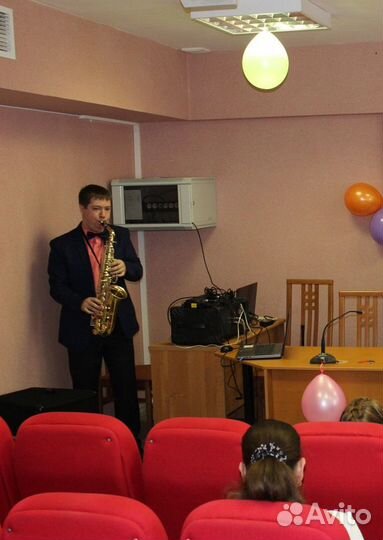 Саксофонист