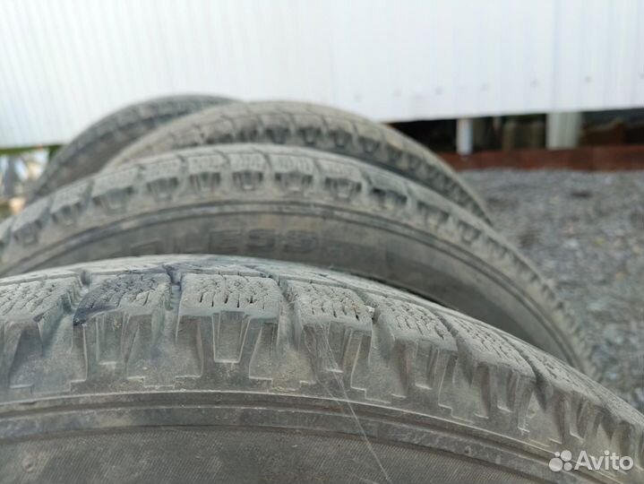 Bridgestone Blizzak MZ-02 205/65 R15