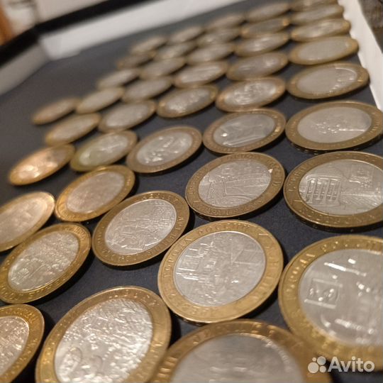 Юбилейные монеты России 10 р. Биметаллические