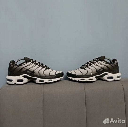 Кроссовки nike air max plus