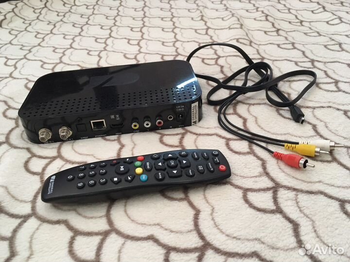 Ресивер триколор GS B521