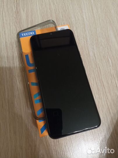 Смартфон tecno Spark 8c