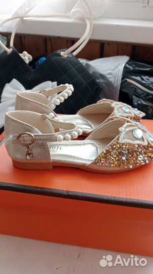 Босоножки для девочки