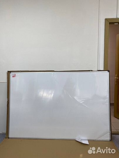 Магнитно маркерная доска