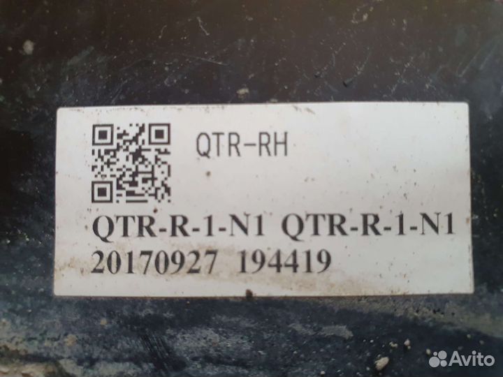 Задний правый молдинг крыла (накладка) Subaru XV