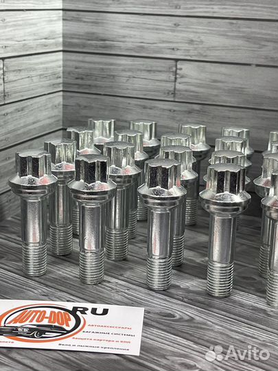 Колесный болт мерседес звезда цельнометаллический