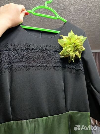 Вечернее платье 48 размер зеленое