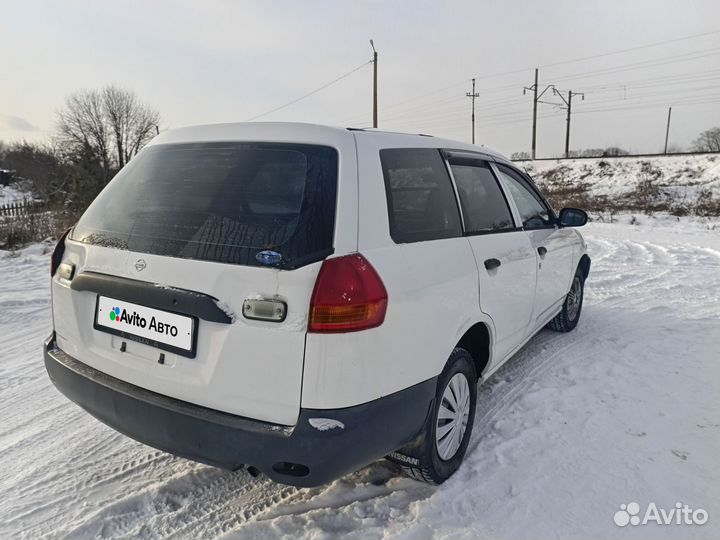 Nissan AD 1.3 AT, 2001, 256 000 км