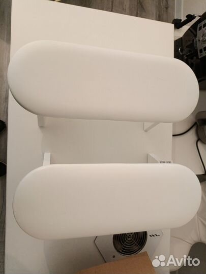 Маникюрная подставка для рук