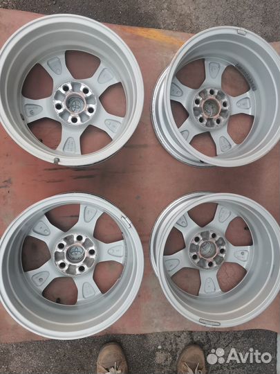 Диски на Toyota Corolla