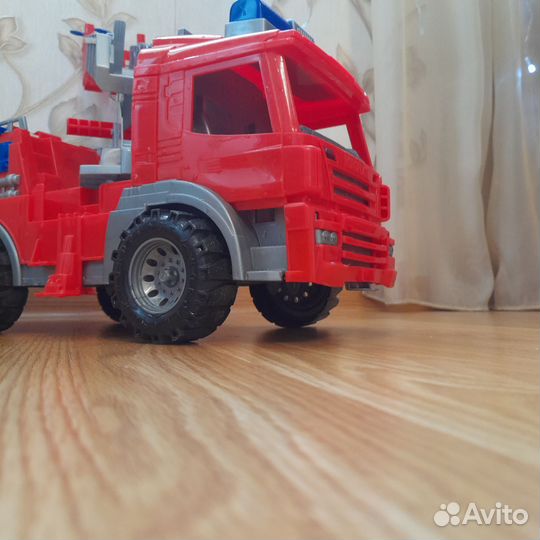 Пожарная машинка