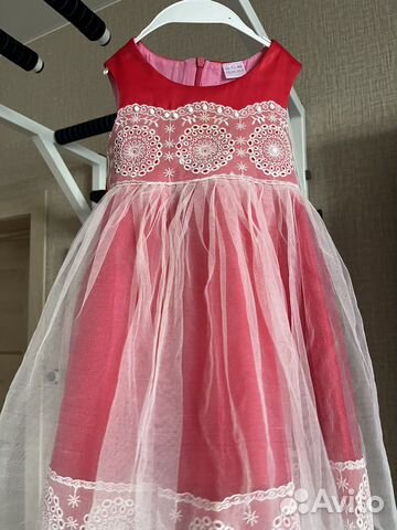 Платье нарядное для девочки 98