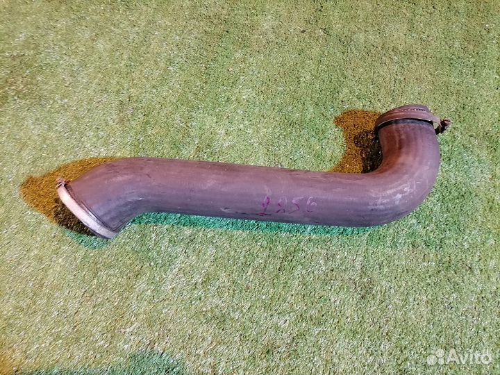 Патрубок интеркулера 30794304 Volvo S40 V50 MS MW