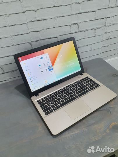 Ноутбук Asus X541UV 15.6