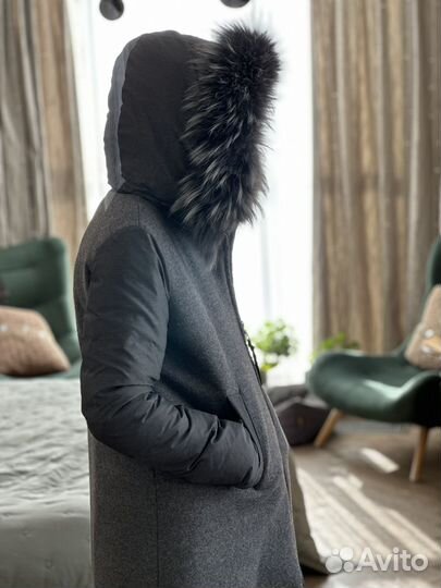 Женский пуховик 40-42. Италия
