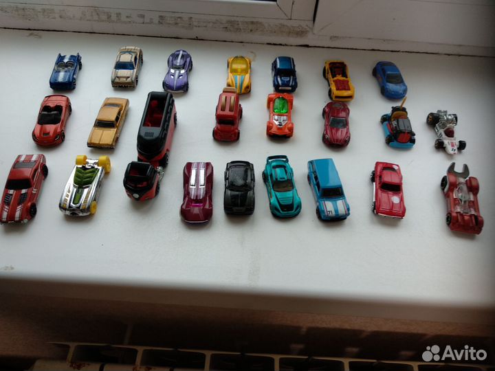 Hot wheels машинки
