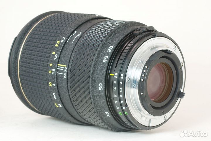 Tokina 28-70 mm 2.8 Nikon