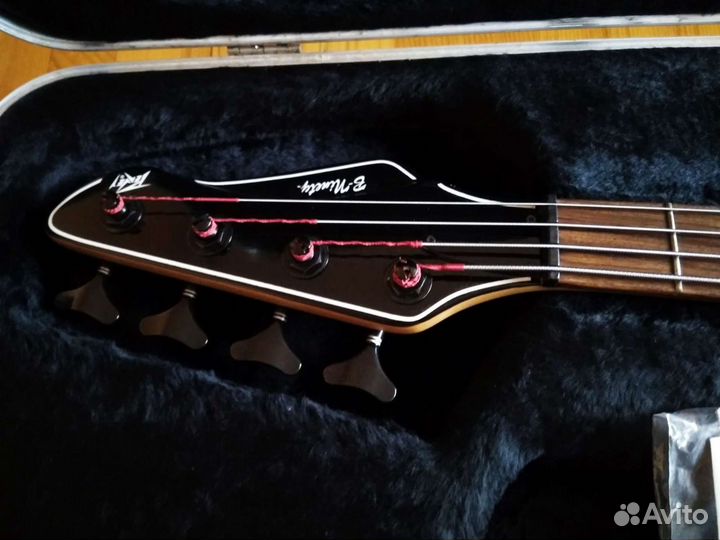 Made in USA. Peavey B Ninety, кейс