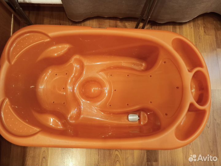 Детская ванночка с подставкой Cam