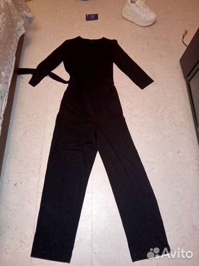 Чёрный комбинезон