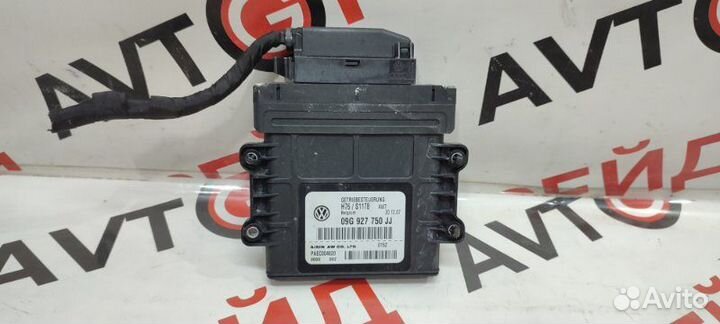 Блок управления АКПП Volkswagen Passat 3C2 BZB