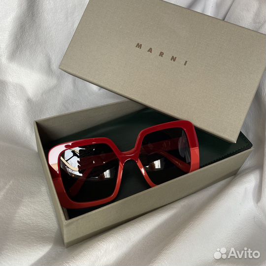 Солнцезащитные очки Marni новые