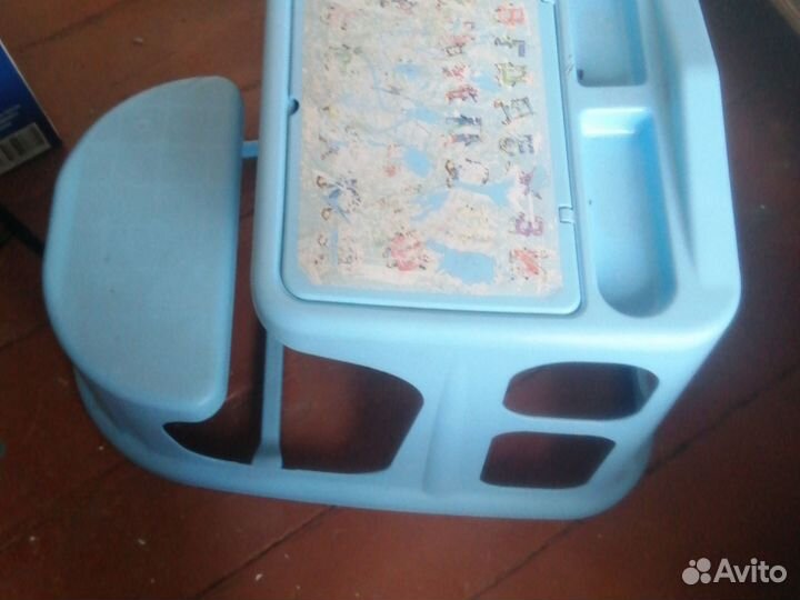 Столик для кормления