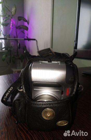 Компактный фотоаппарат olympus c-700 ultra zoom