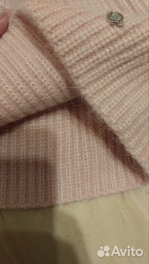 Шапка женская (новая)