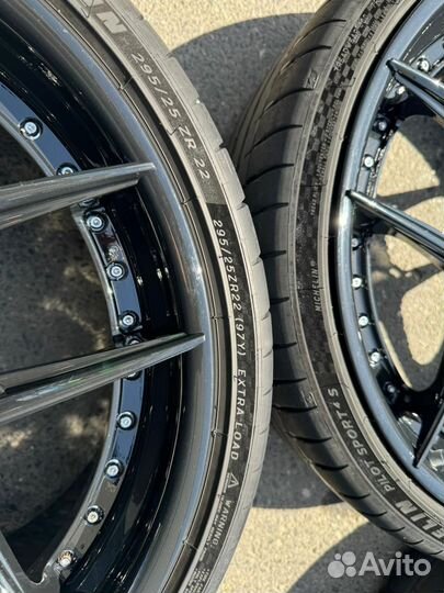 Michelin Pilot Sport 4 S 255/30 R22 и 295/25 R22 97Y