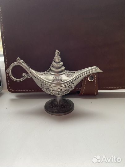 Лампа джина металлическая